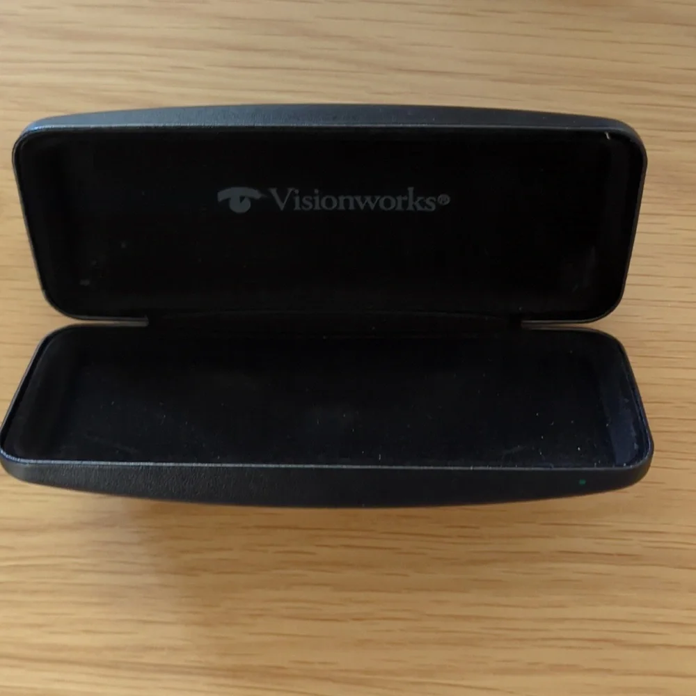 Hard sunglasses Cover